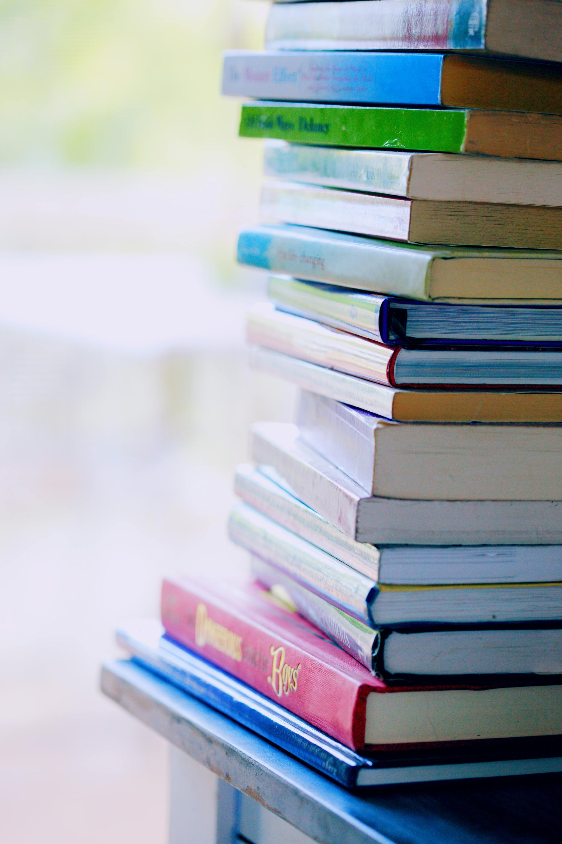 The Most Popular Authors in the UK Right Now