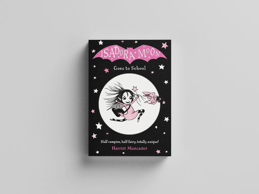 Isadora Moon Goes to School Paperback / softback